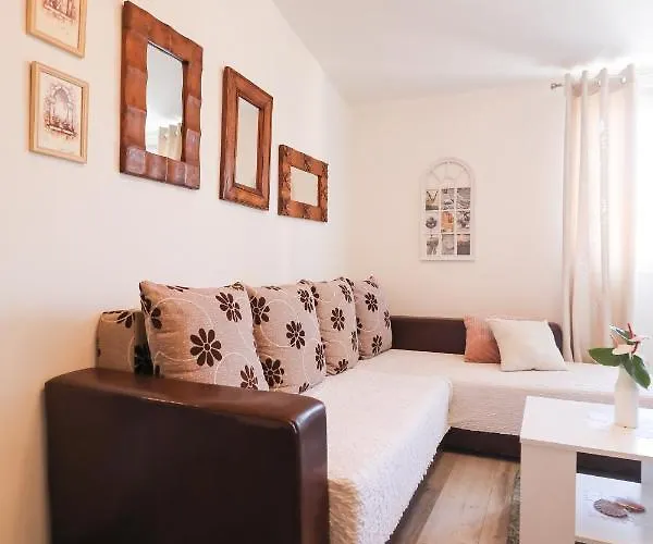 Апартаменты Rita Задар