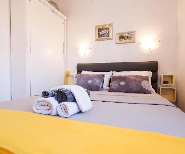 דירה Rita זאדאר